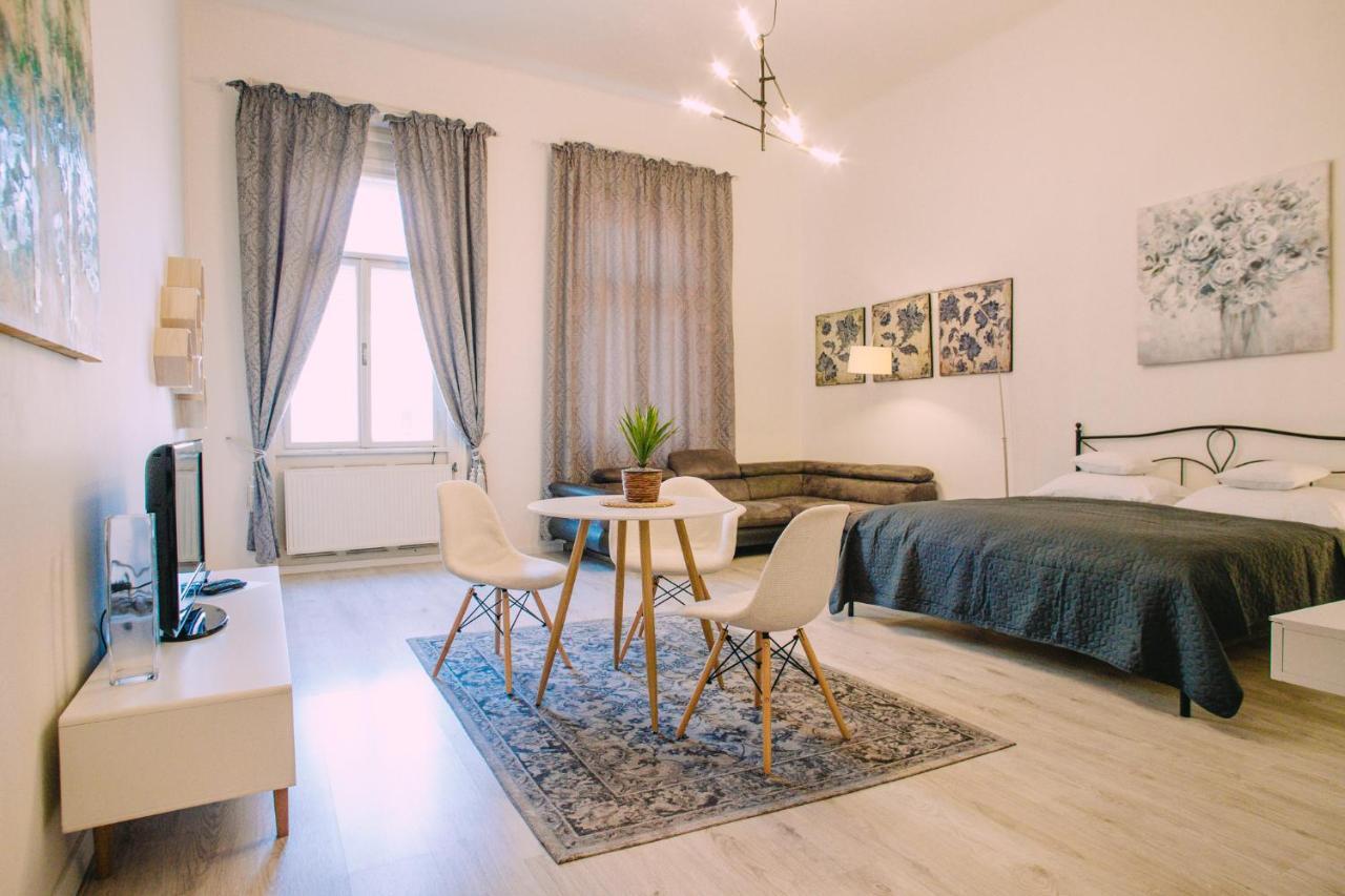 Entrez Apartment 3 - Historical Centre Kosice Exterior photo